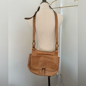 Patricia Nash London Tan Saddle Bag Heritage Leather Crossbody Shoulder Bag